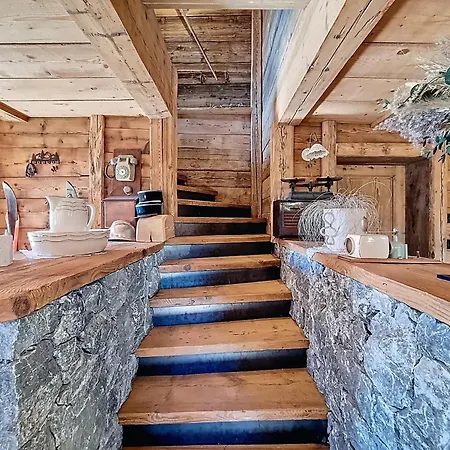 Ferme Du Bouchet - 12 Pers - * 莱热